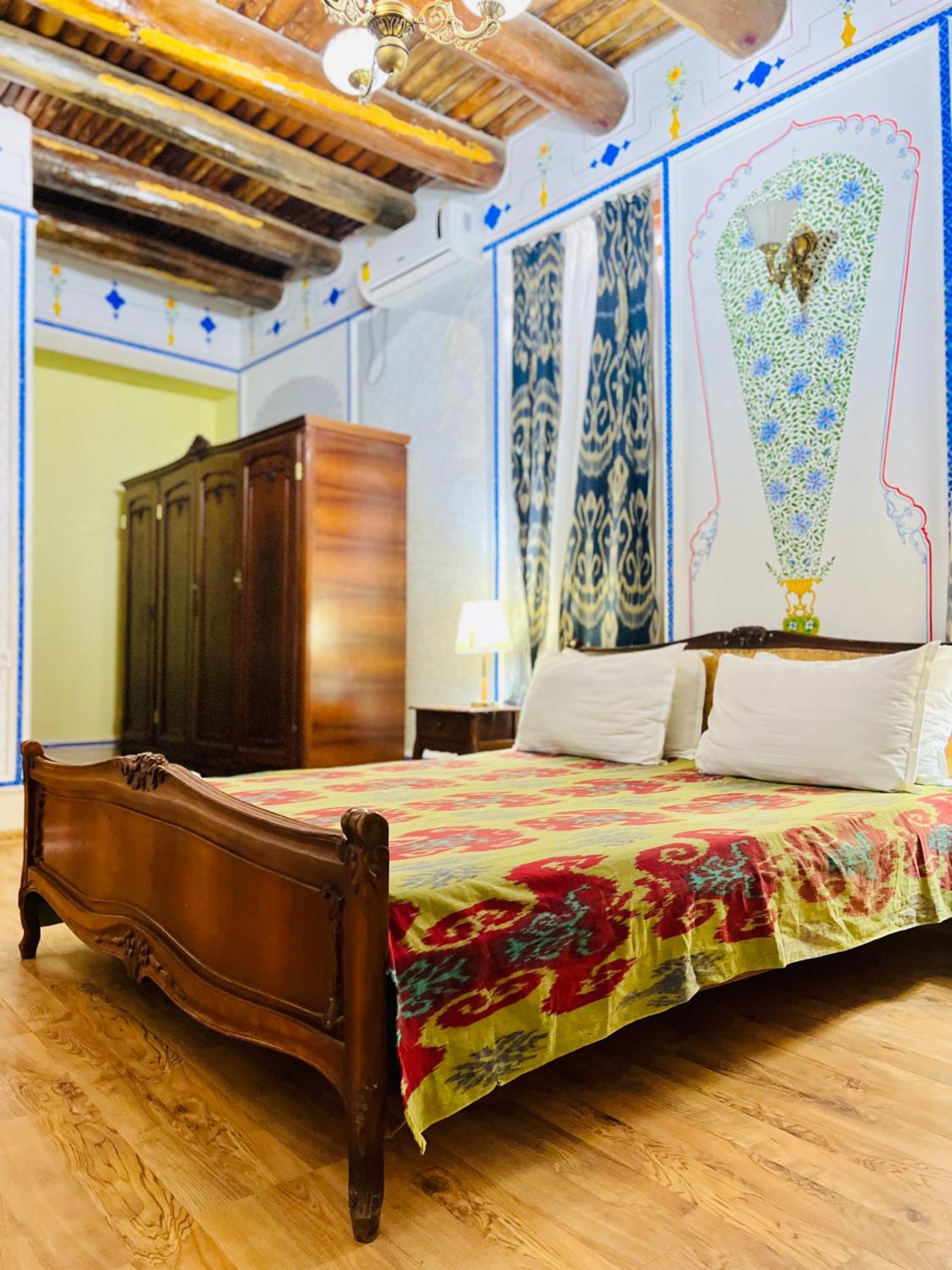 Komil Bukhara Boutique Hotel מראה חיצוני תמונה