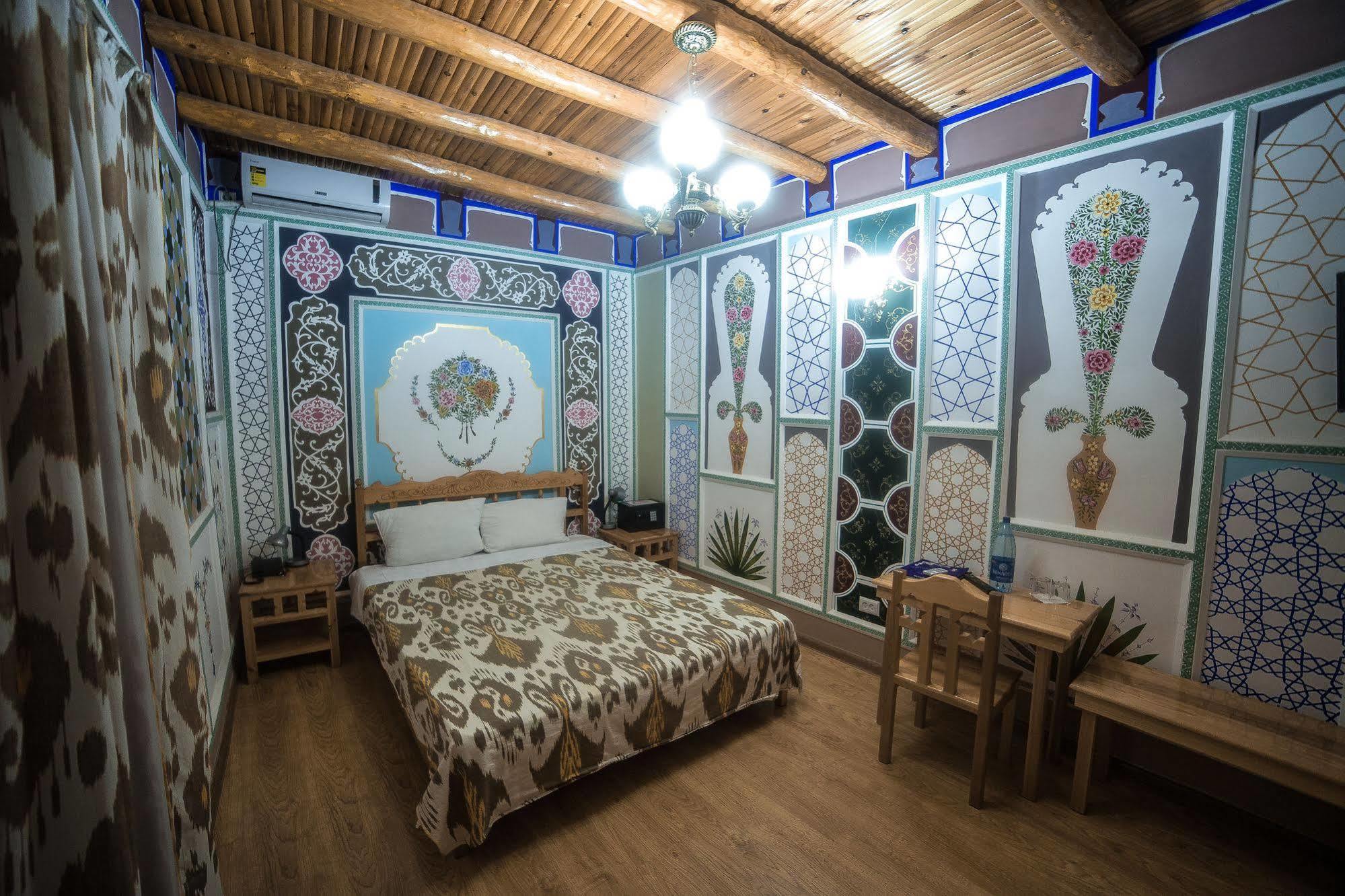 Komil Bukhara Boutique Hotel מראה חיצוני תמונה